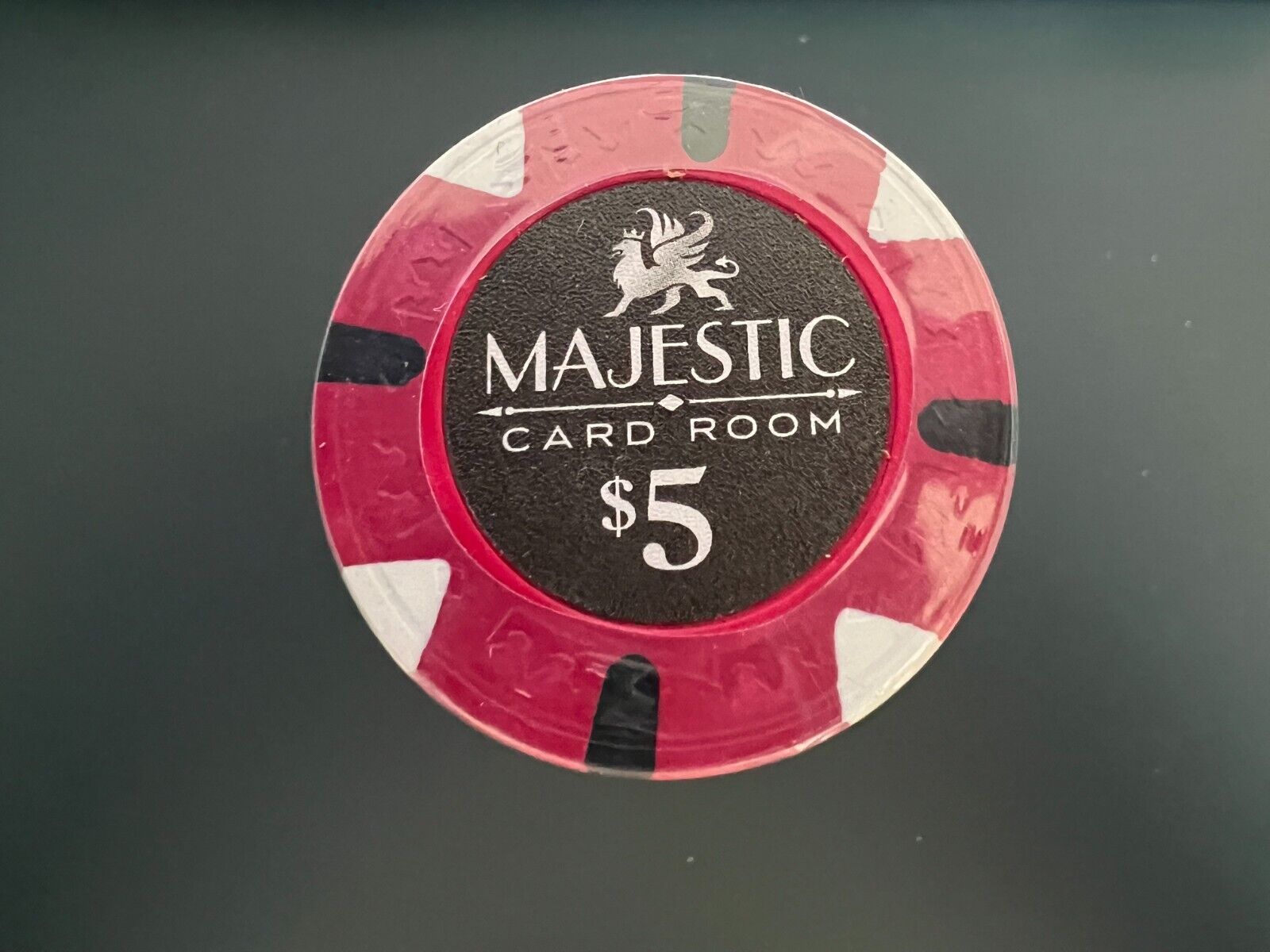 Majestic Card Room $5 clay poker chips 9.6g  - 25 per pack