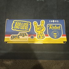 Rare dutch brothers hello from your new neighbors box plus 4 1992 key chains picture